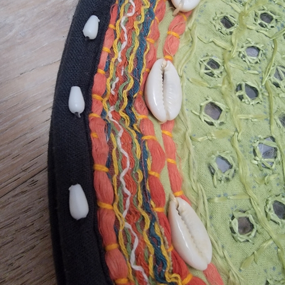 Bohemian Embroidered Crossbody Bag - Black and Green - Picture 10 of 13